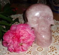 großer Rosenquarz Kristallschädel Brasilien, 2,6 kg