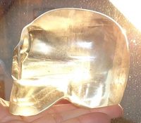 Doppelspat Islandspat Calcit Kristallschädel 620 g