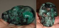 Smaragd in Matrix Kristallschädel aus Brasilien 250 g