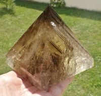 Rauchcitrin Pyramide energetisiert