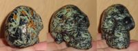 Diorit mit Apatit Einschlüssen Kristallschädel 115 g