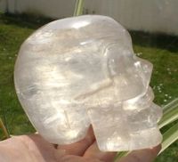 Girasol Bergkristall Kristallschädel 675 g