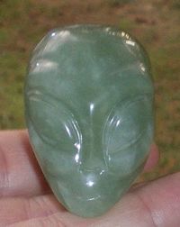 grüner Nephrit Jade Kristallschädel